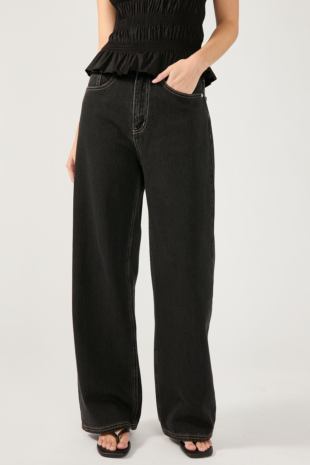 Perfect Stranger Mid Rise 90's Slouch Jean Washed Grey