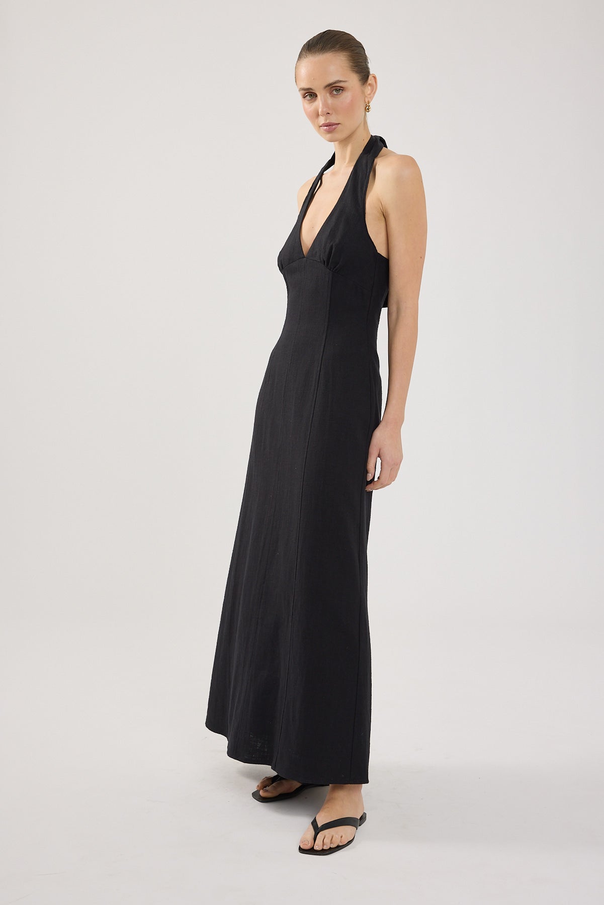 Perfect Stranger Tessa Halter Linen Maxi Dress Black