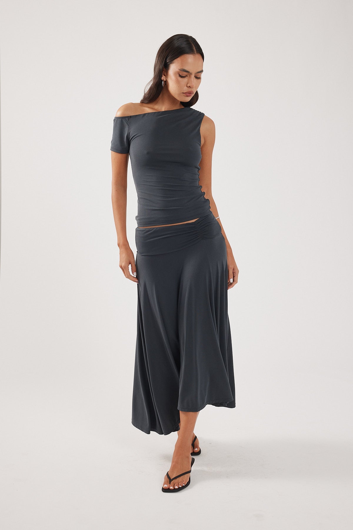 Perfect Stranger Zia Midi Skirt Charcoal