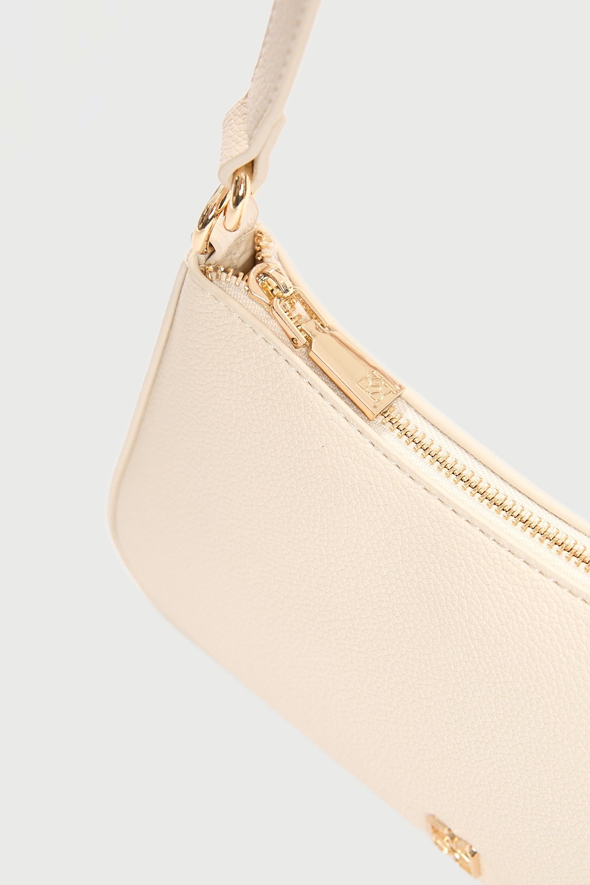 Perfect Stranger Harriet Shoulder Bag Cream