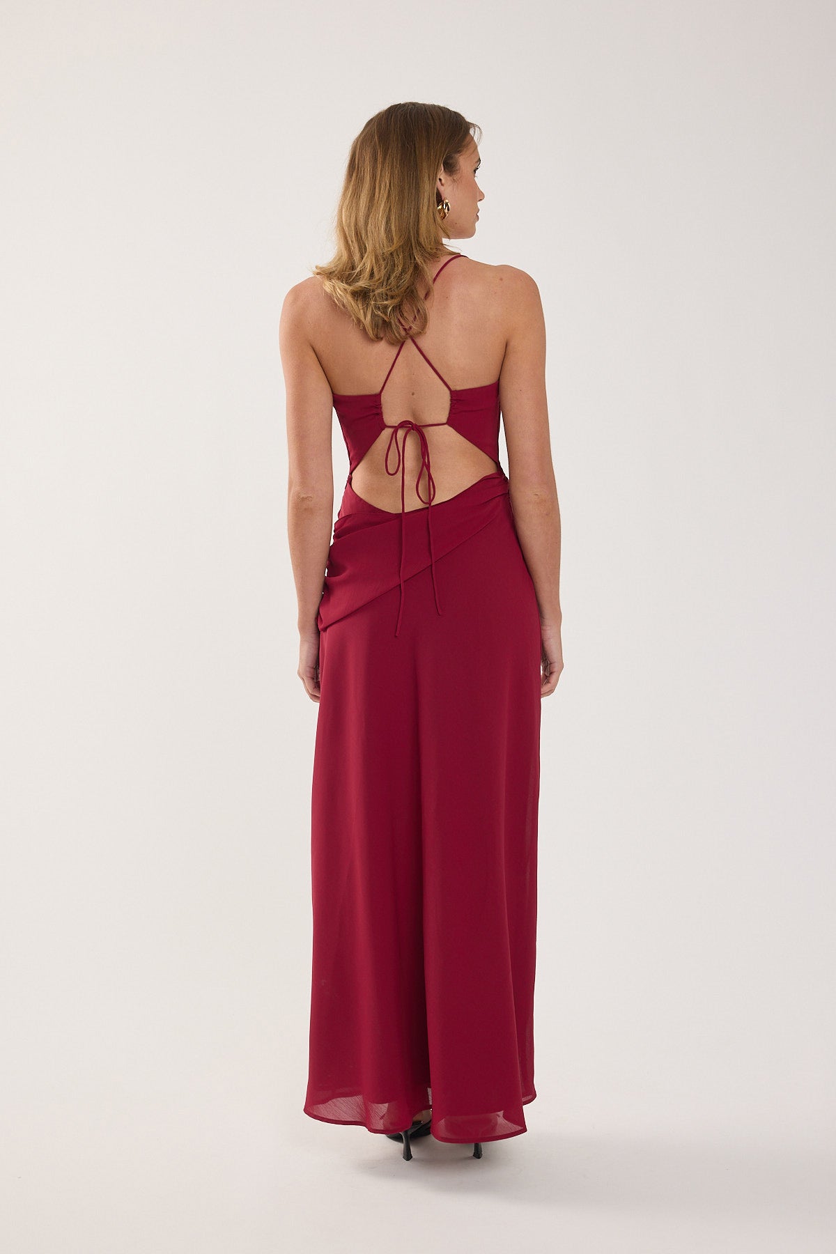 Perfect Stranger Saskia Chiffon Maxi Dress Raspberry