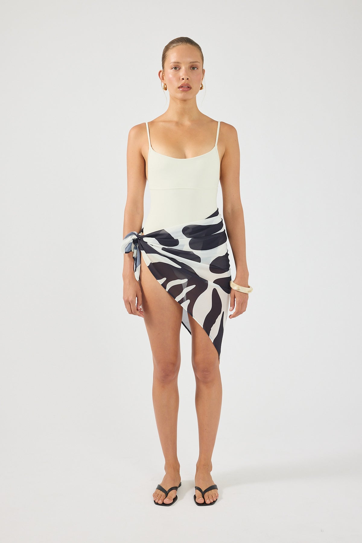 Perfect Stranger Maya Scoop One Piece Cream