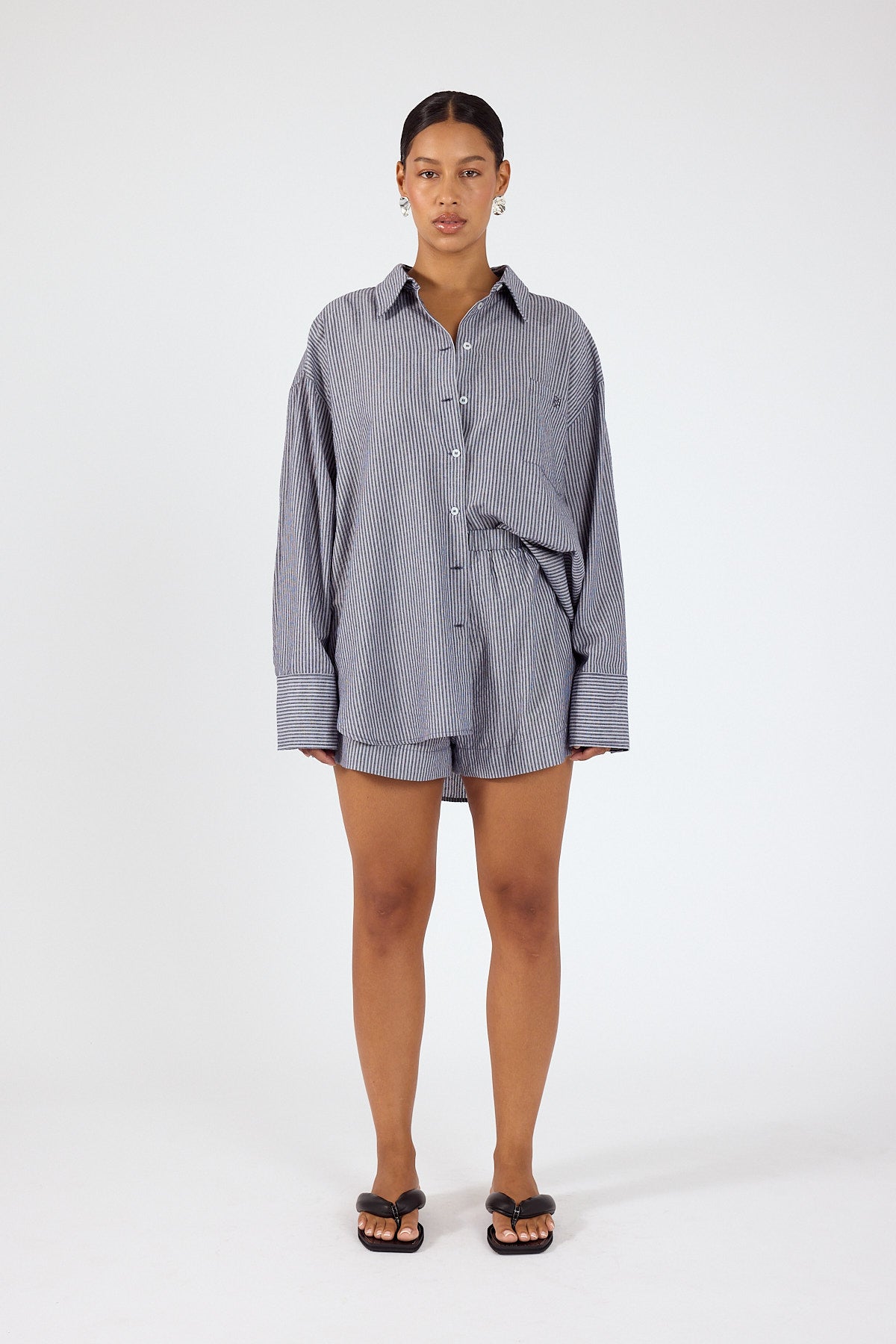 Perfect Stranger Mirae Striped Short Navy Stripe