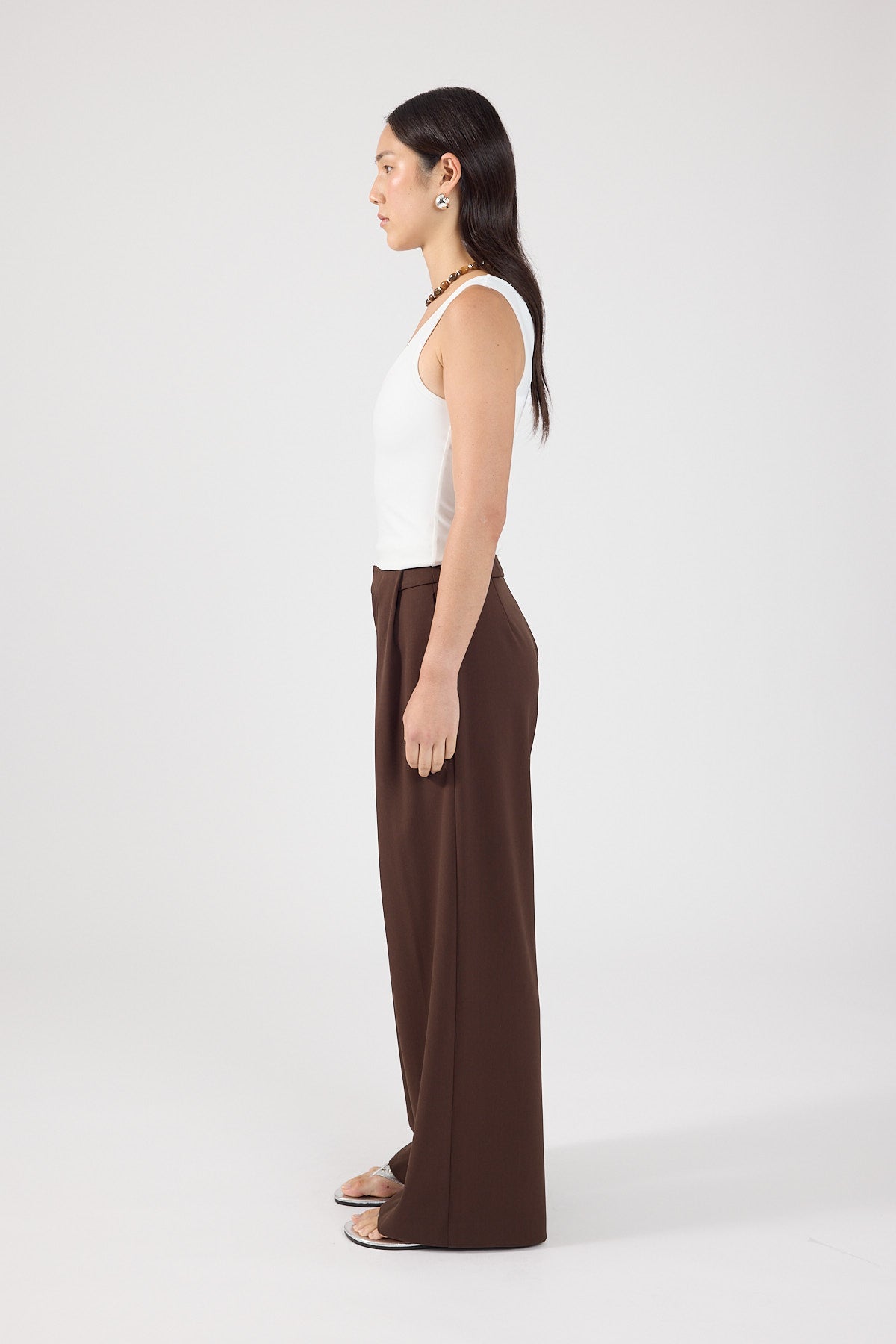Perfect Stranger Mackenzie Pleated Pant Brown