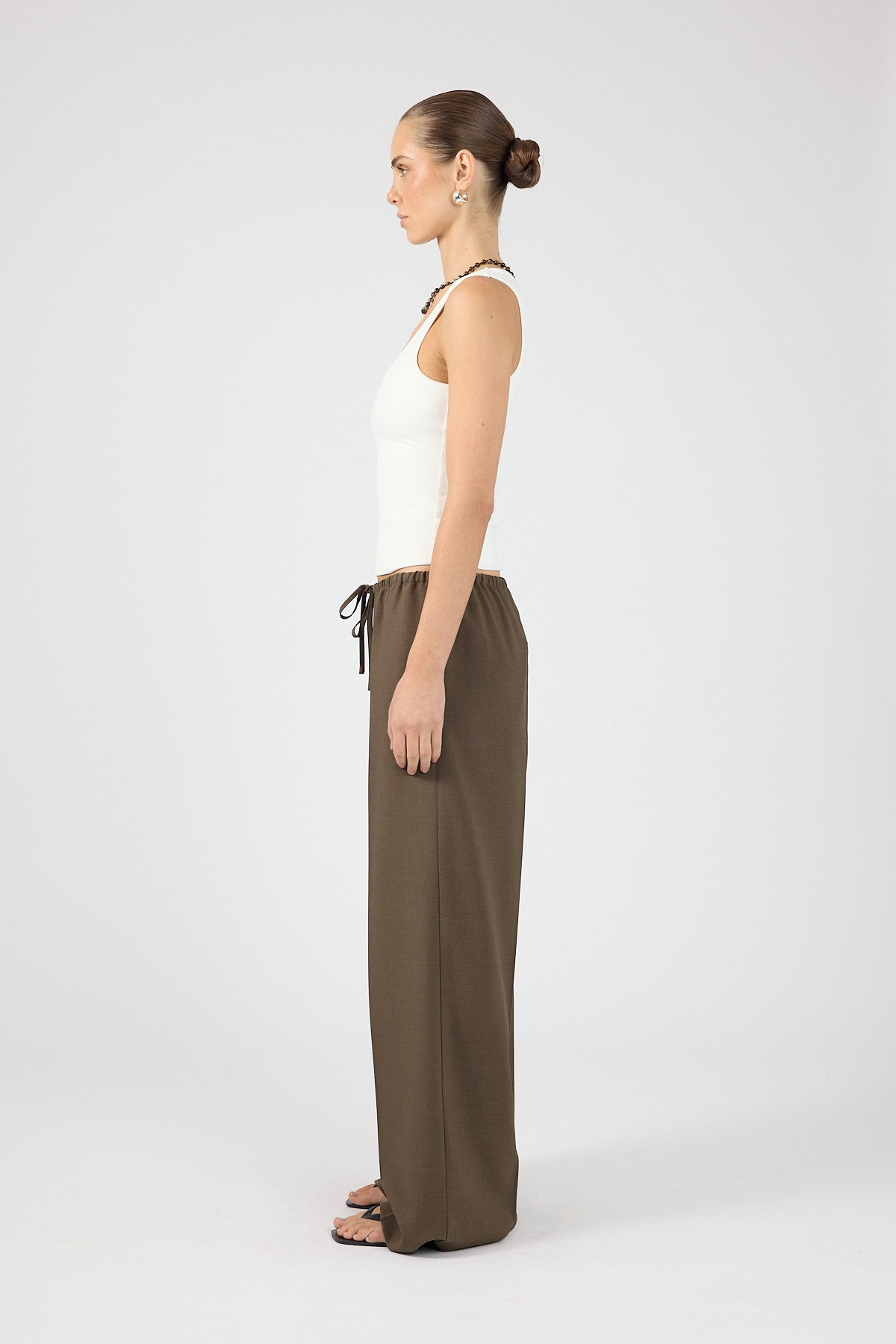 Perfect Stranger Nami Tailored Elastic Pant Brown