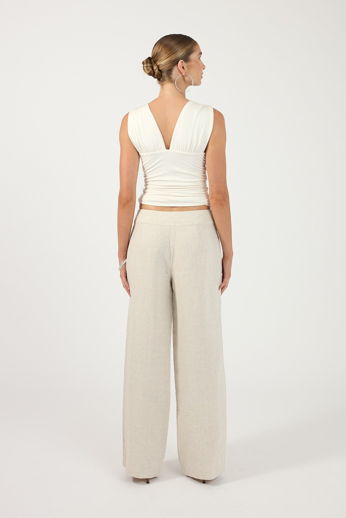 Perfect Stranger Ainzley Gathered Top White