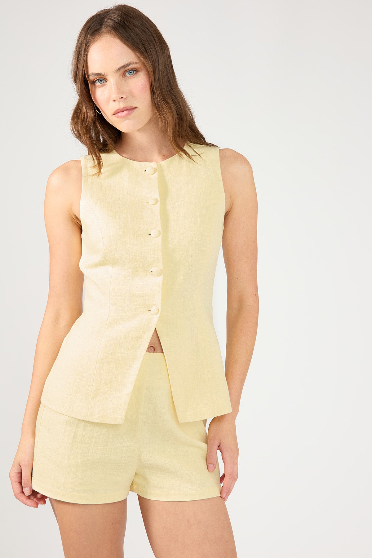Perfect Stranger Menorca Linen  Short Lemon