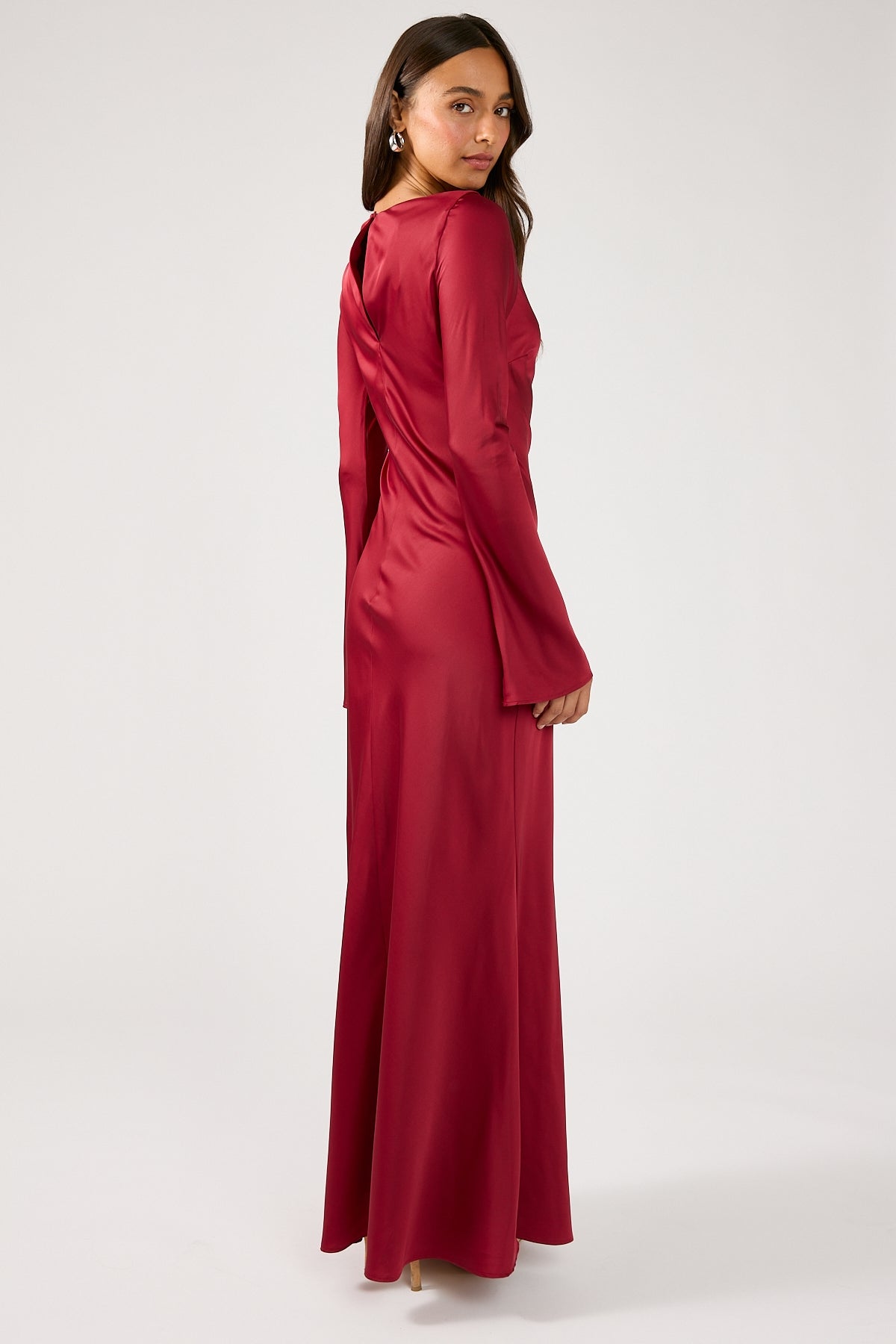 Perfect Stranger Avalon Boat Neck Sleeved Maxi Dress Burgundy