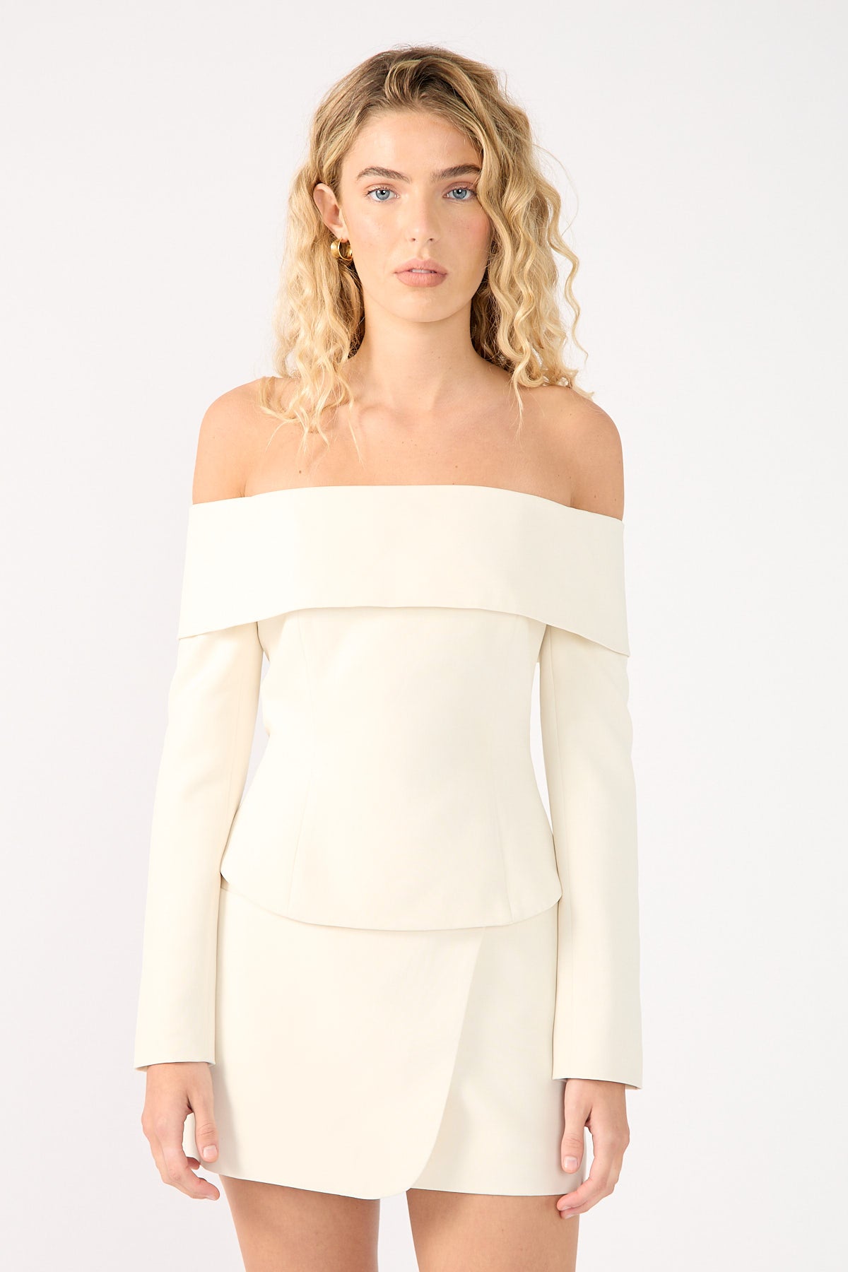 Perfect Stranger Lupa Off Shoulder Long Sleeve Top Cream