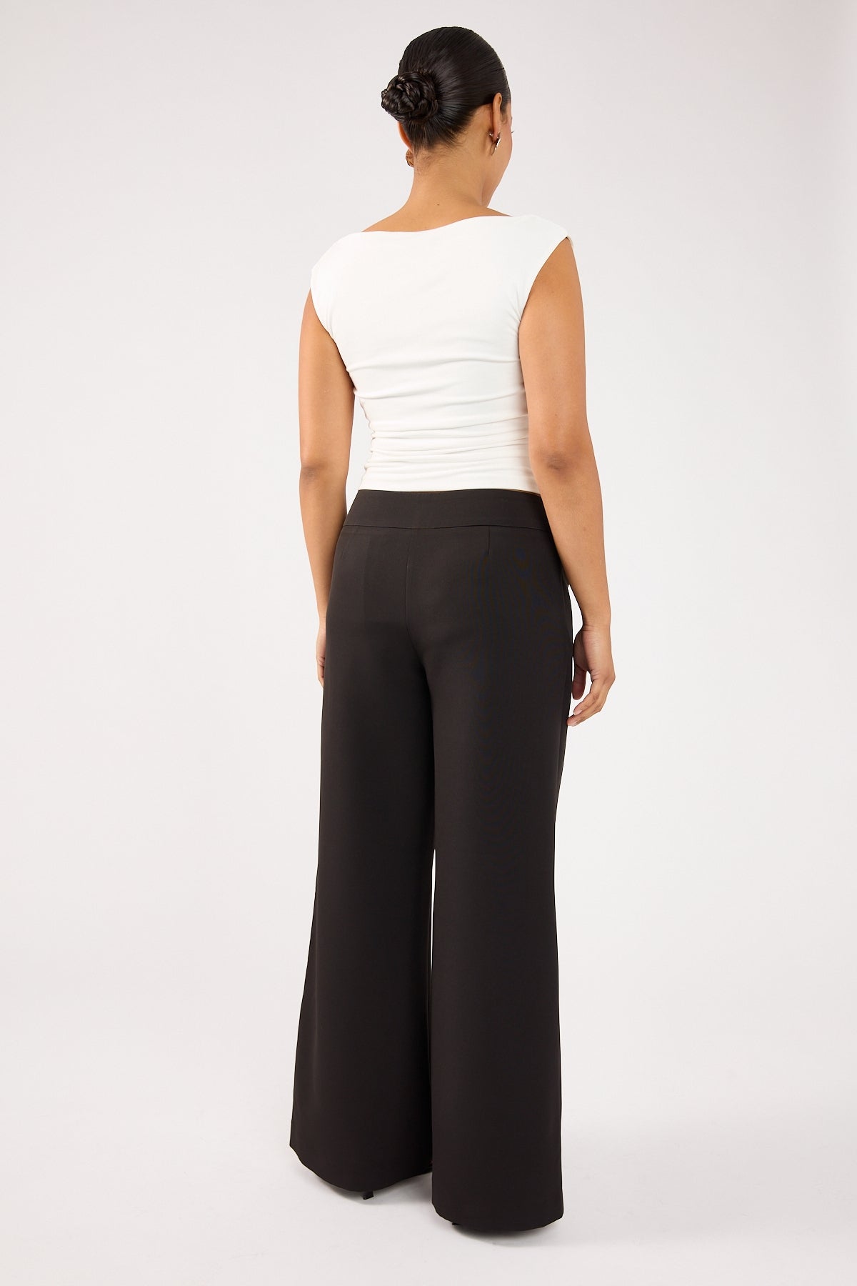 Perfect Stranger Beck Buckle Mid Rise Tailored Pant Black