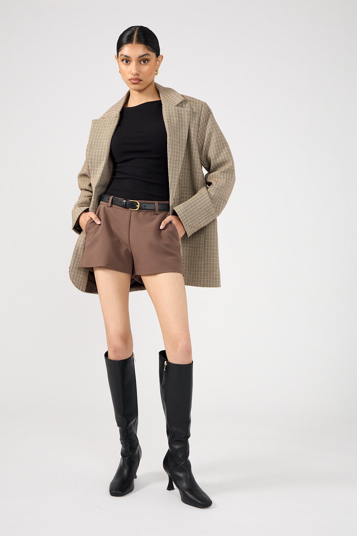 Perfect Stranger Luca Low Rise Shorts Taupe