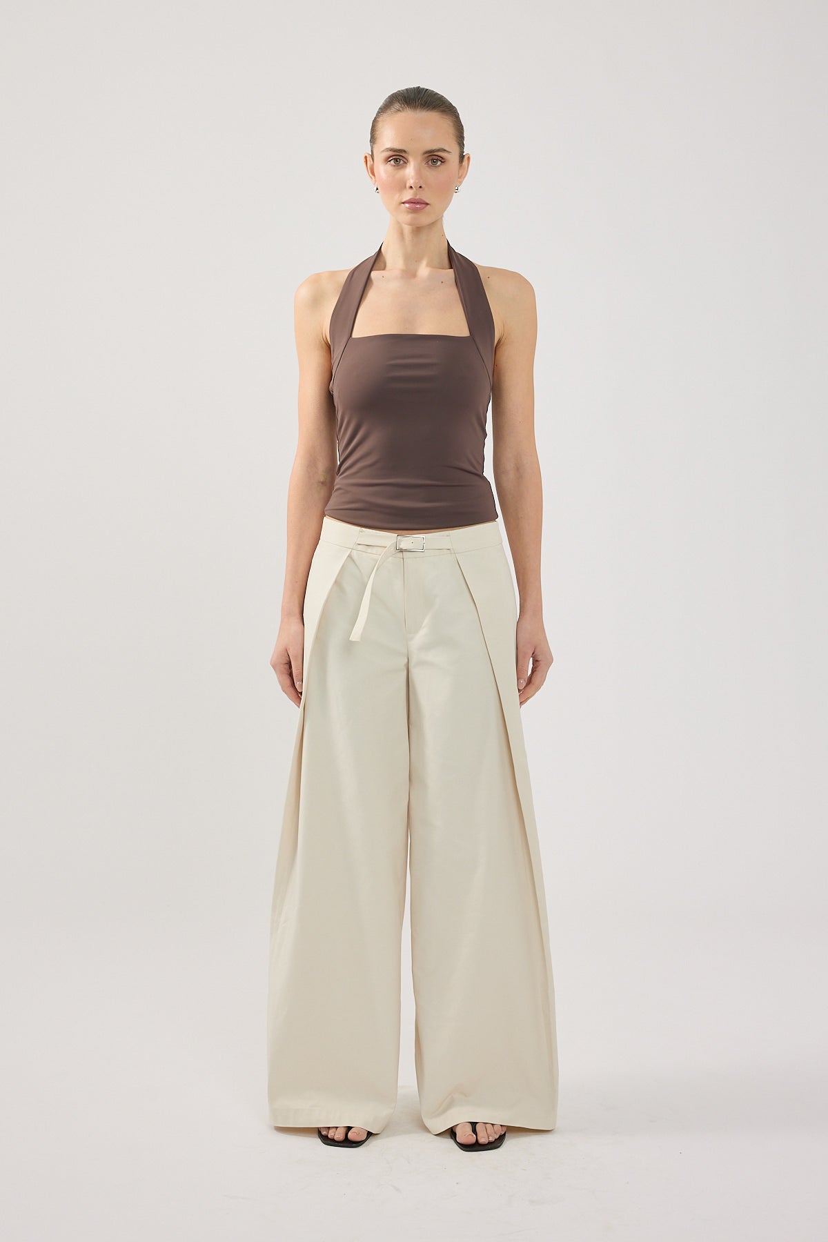 Perfect Stranger Duo Wrap Mid Rise Tailored Pant STONE