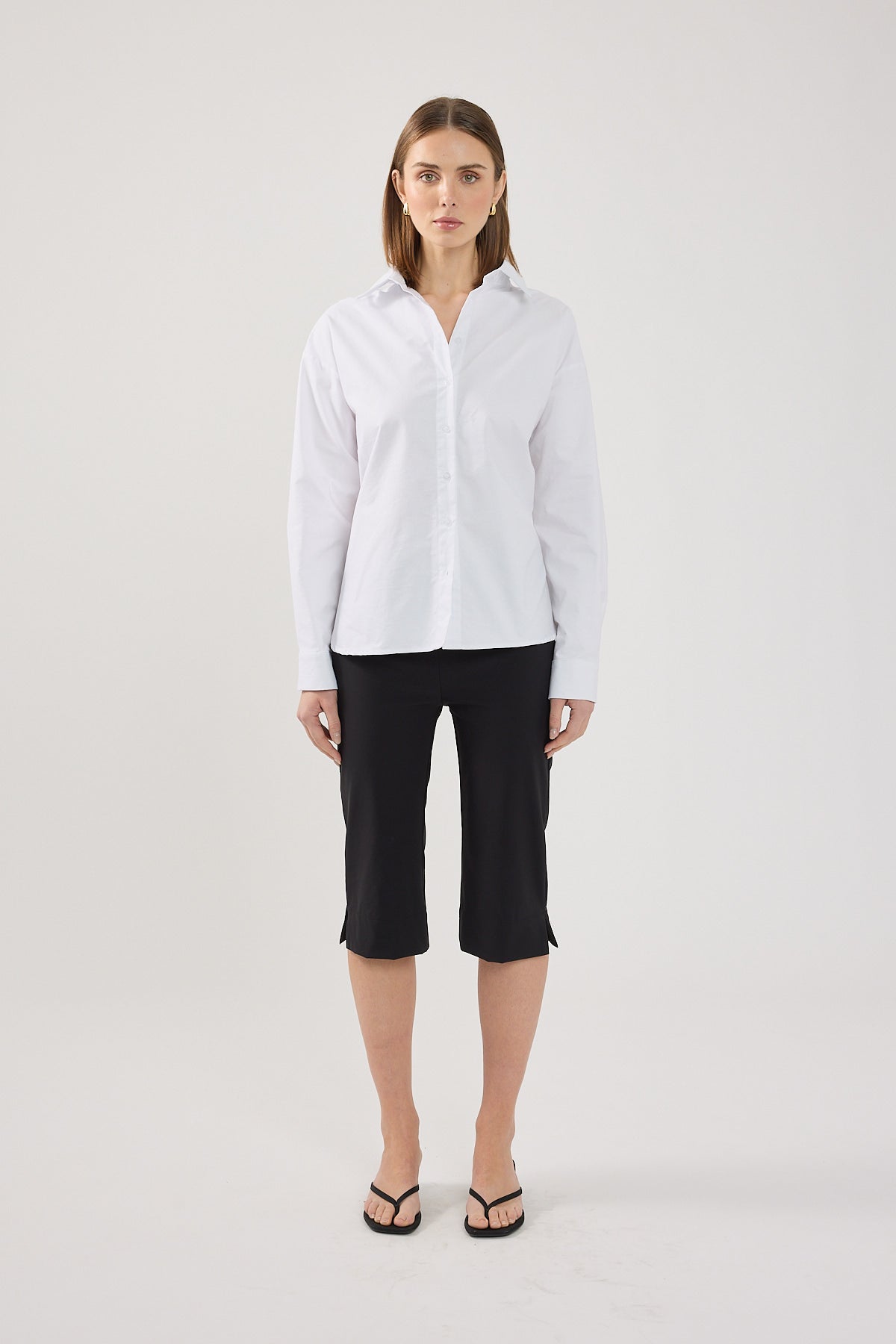 Perfect Stranger Josie Mid Rise Capri Pant Black