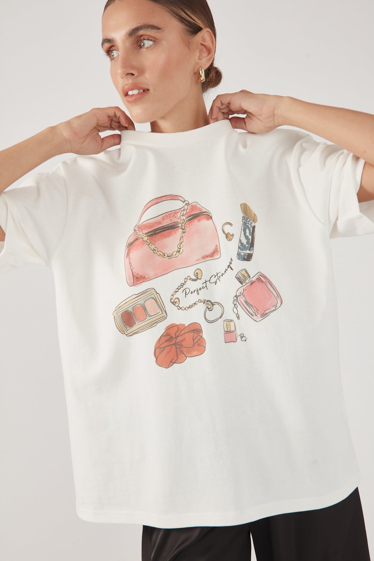 Perfect Stranger In My Bag Oversized T-Shirt White