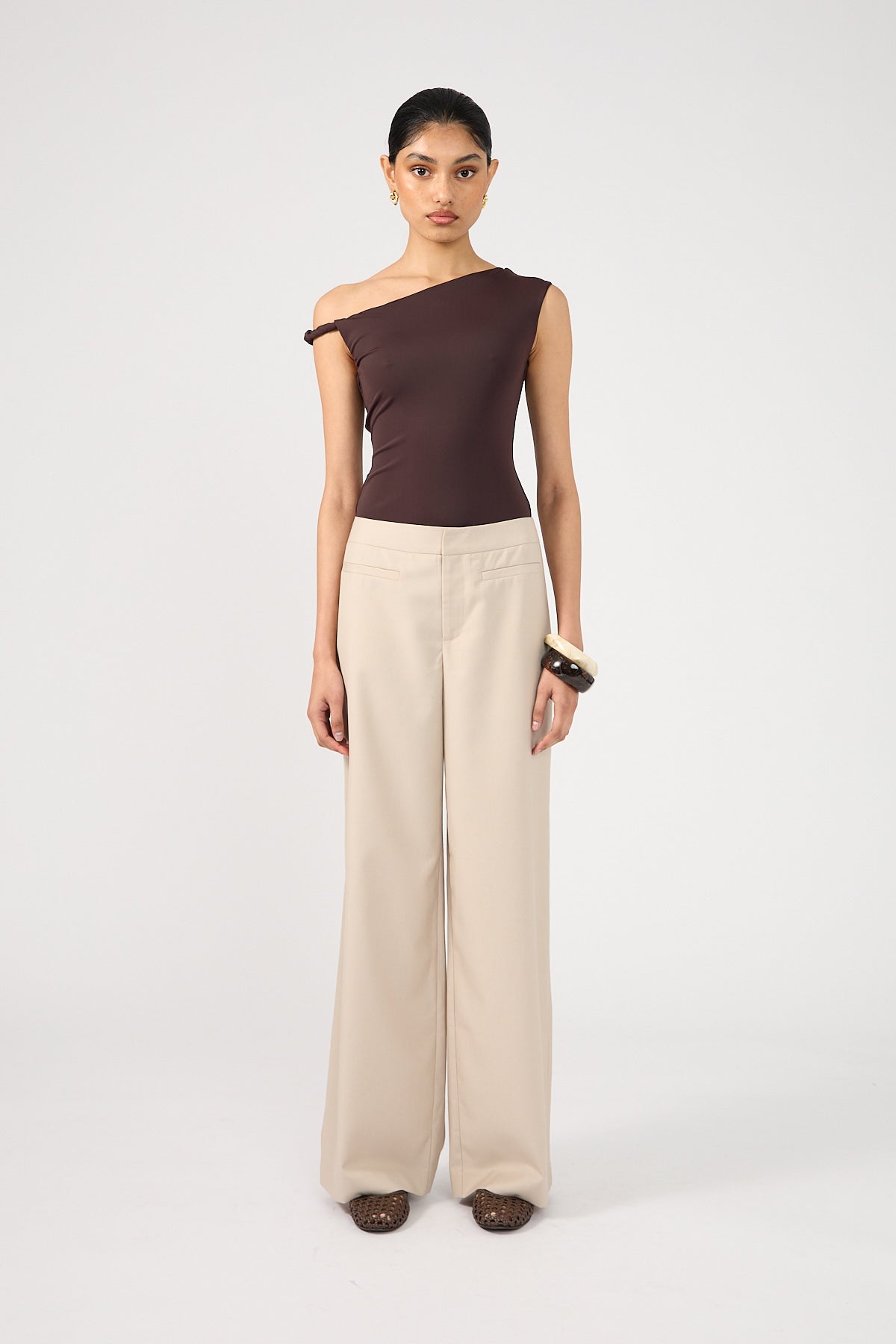 Perfect Stranger Odessa Mid Rise Tailored Pant Beige
