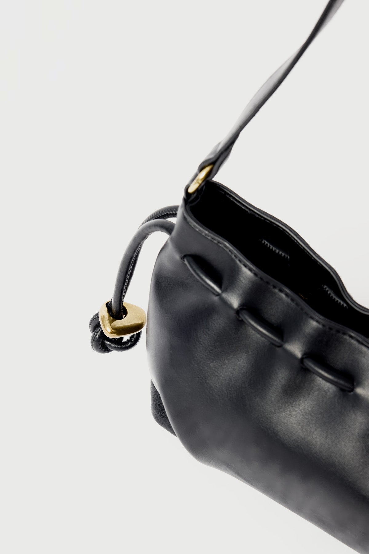 Perfect Stranger Solena Gathered Shoulder Bag Black