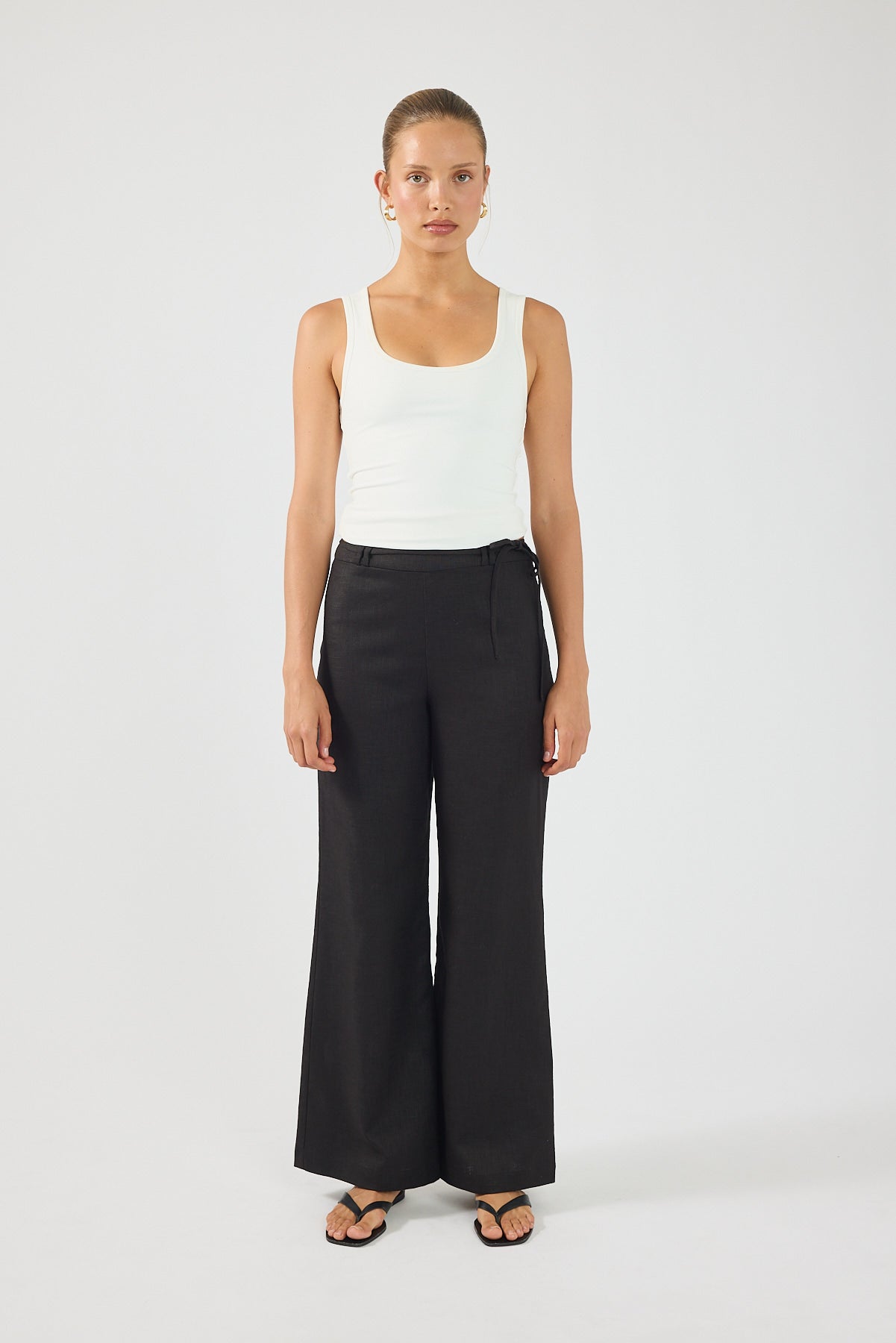 Perfect Stranger Marlo Mid Rise Menorca Pant Black