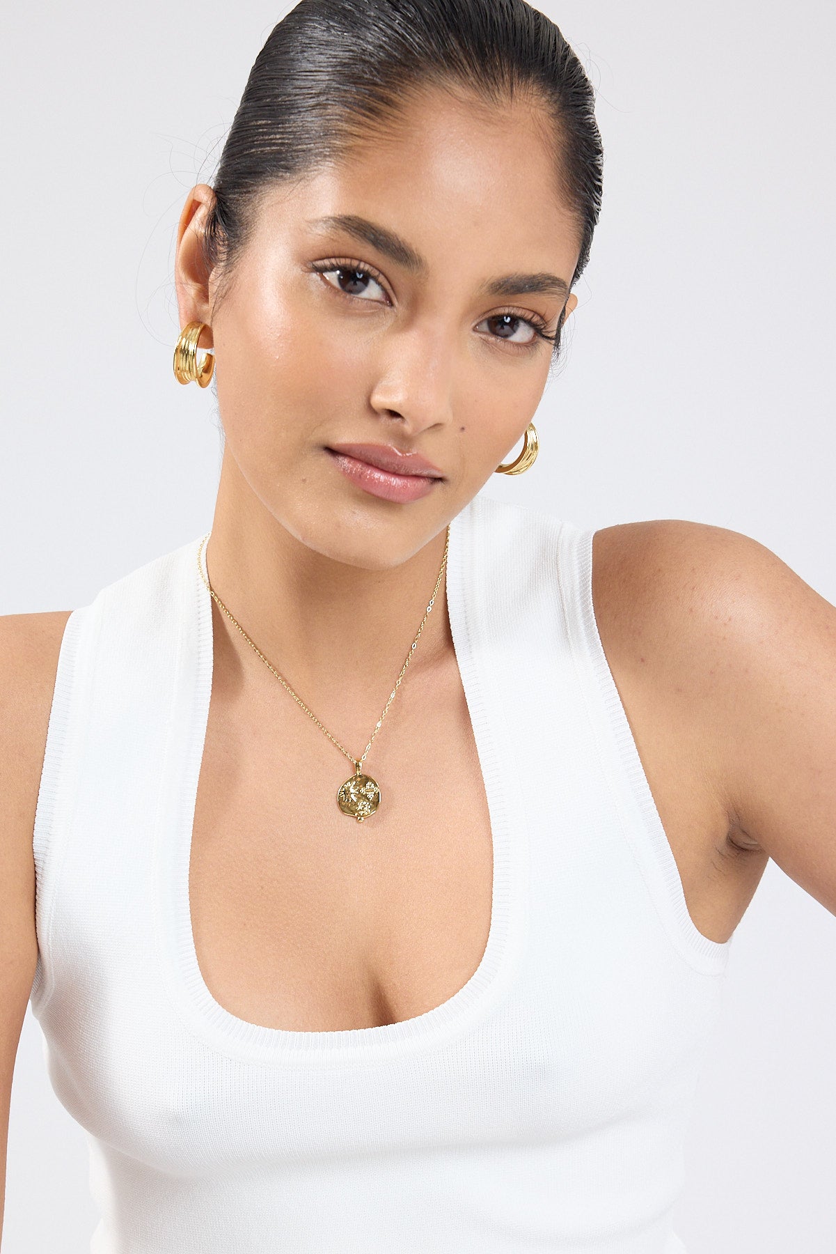 Perfect Stranger Owen Pendent Necklace 18K Gold Plated